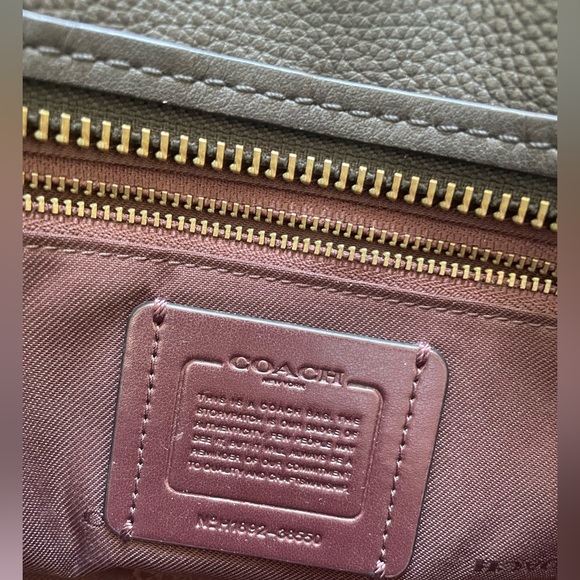 Coach Dreamer with specialty chain strap and gunmetal hardware - Picture 5 of 8